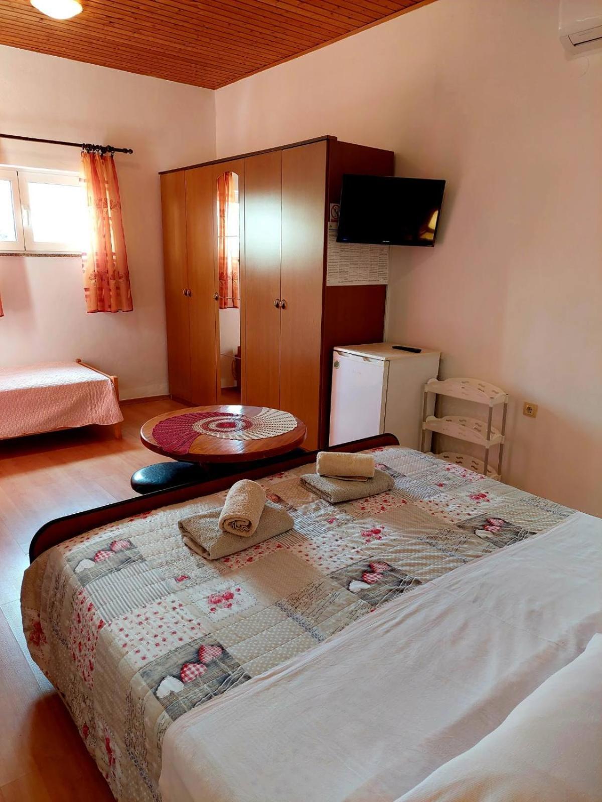 Rooms Hodanic Крк Номер фото